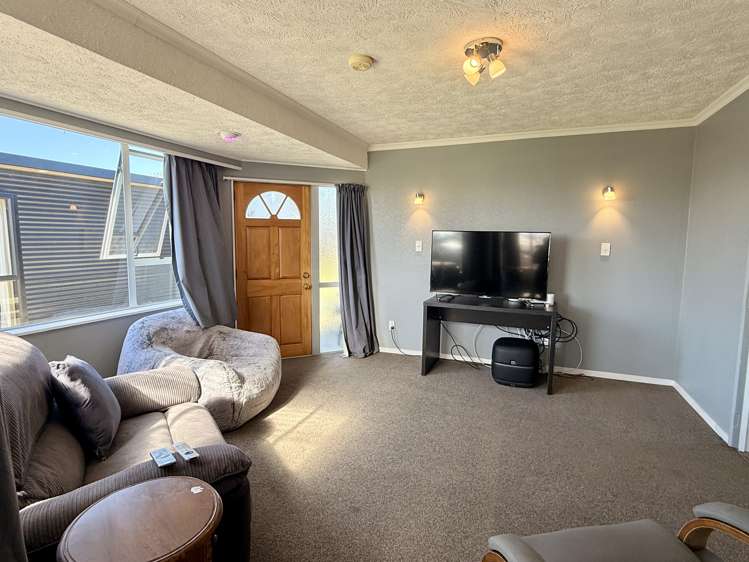 61 Mauchline Street Wallacetown_13
