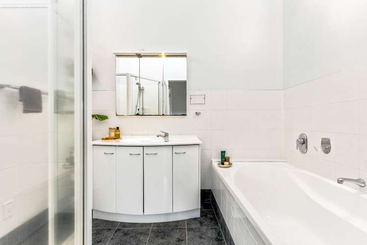 115 Kia Ora Road Beach Haven_13