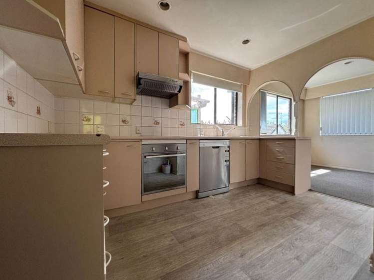 11a Mongorry Place Mt Roskill_1