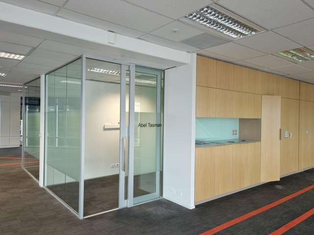 22 Willeston Street Wellington Central_4