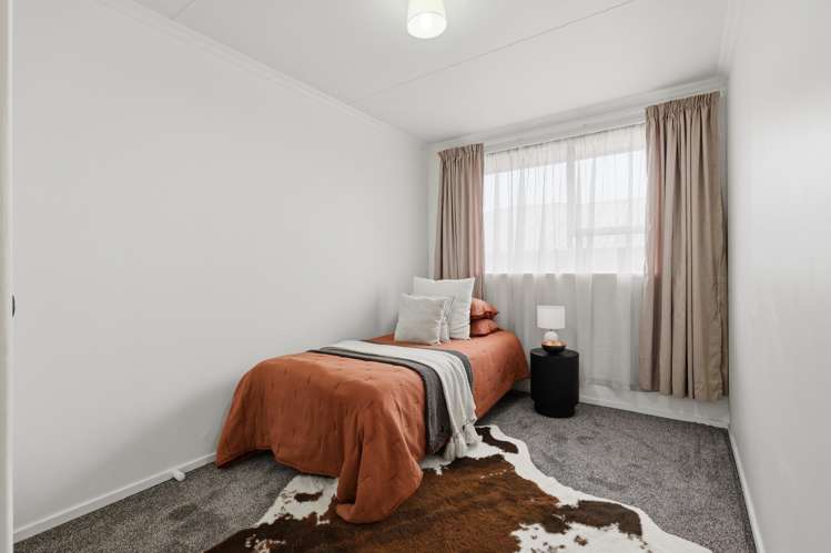 12C Baker Street Caversham_10