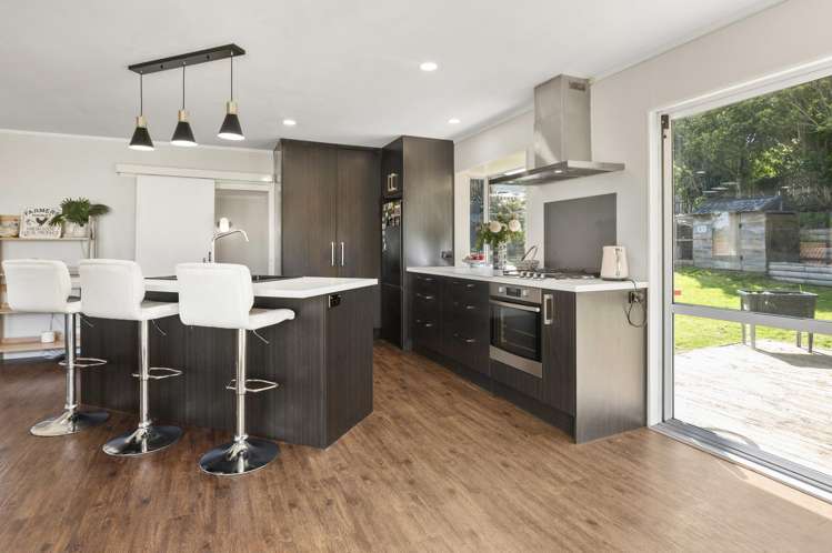 9 Maple Grove Owhata_6