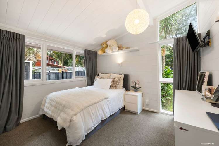 2/2 Claude Road Hill Park_11