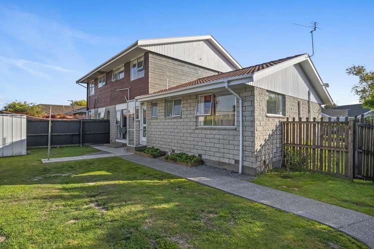 2/8 Applewood Place Casebrook_14