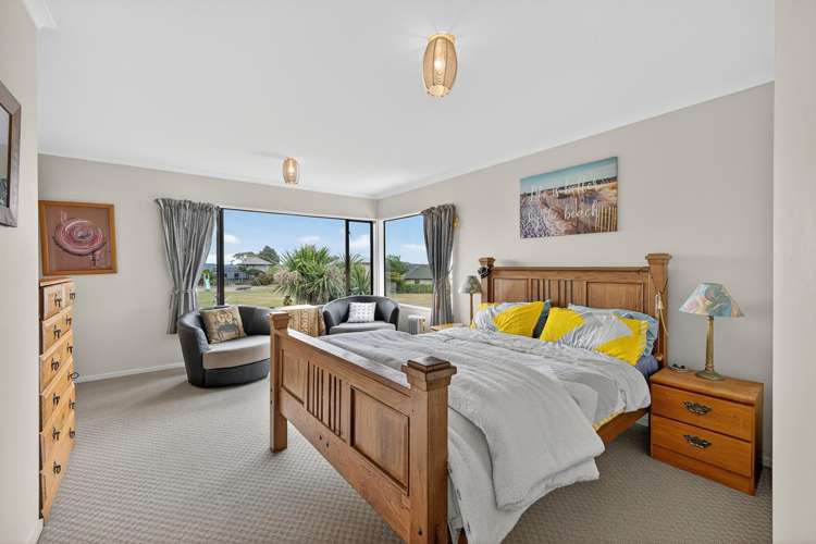 2/7 Crofts Lane Parklands_12