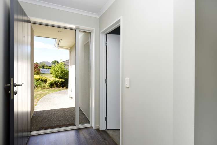 4 Mary Newton Place Brightwater_13