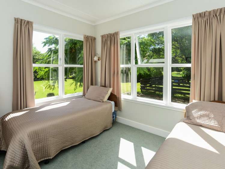 8 Turamoe Road Pakipaki_11