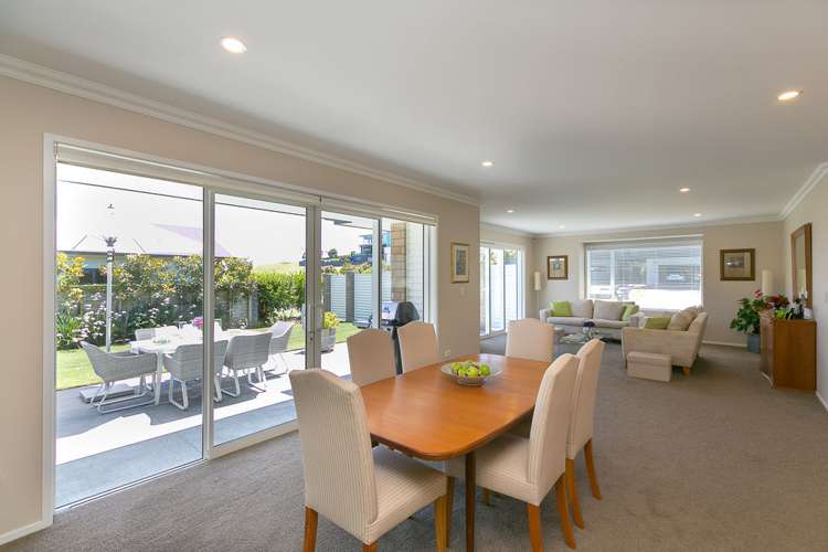 9 Links Drive Waiwhakaiho_5