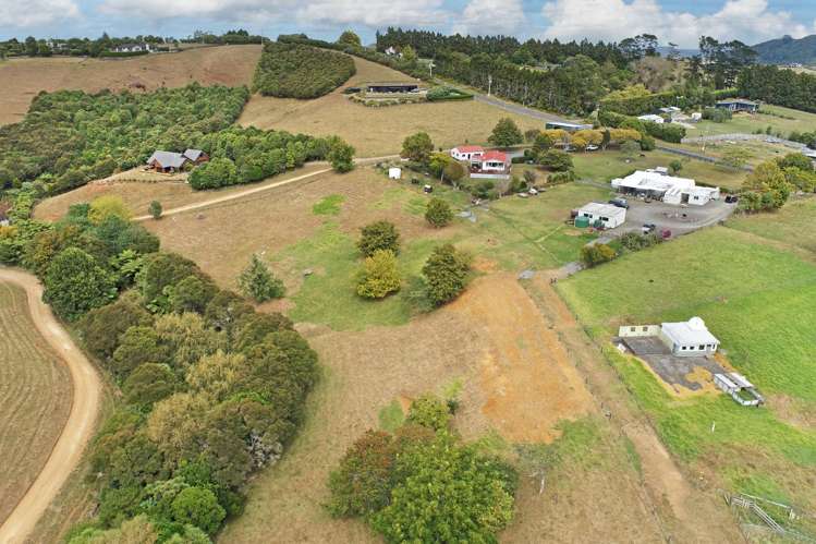 468 Pinnacle Hill Road Bombay_5