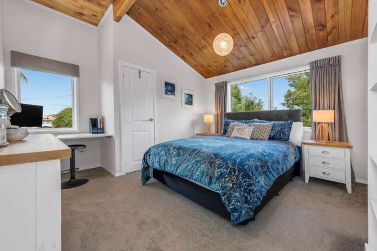 6 Pohutukawa Road Beachlands_27