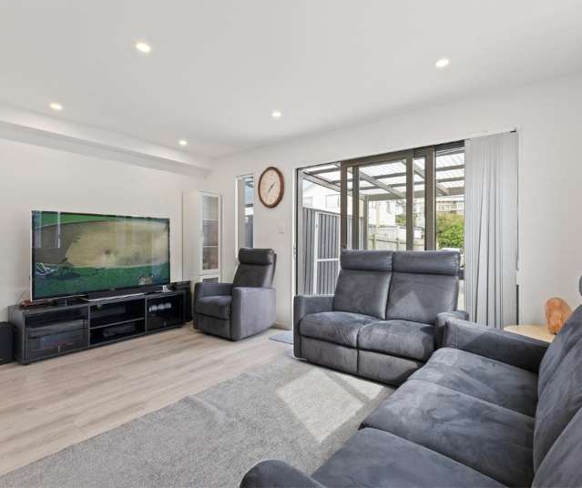 83 Thomas Road Flat Bush_2