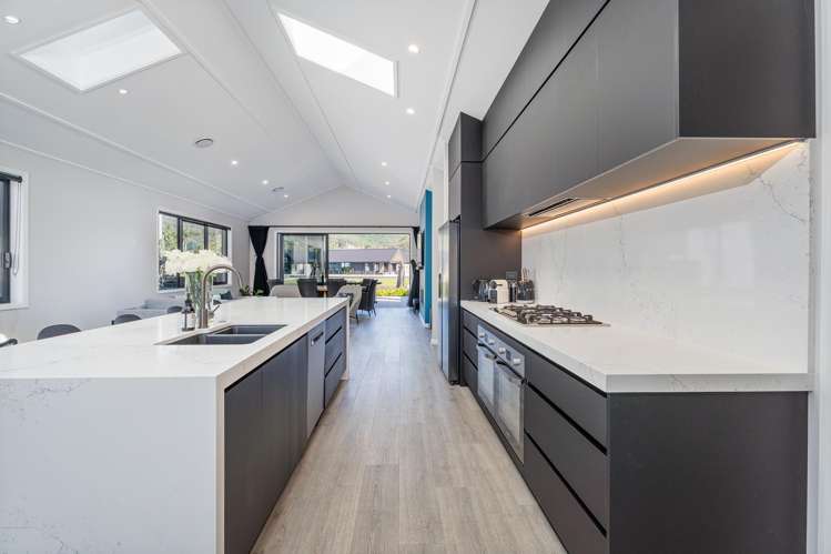 126 Waterways Parade Pauanui_8