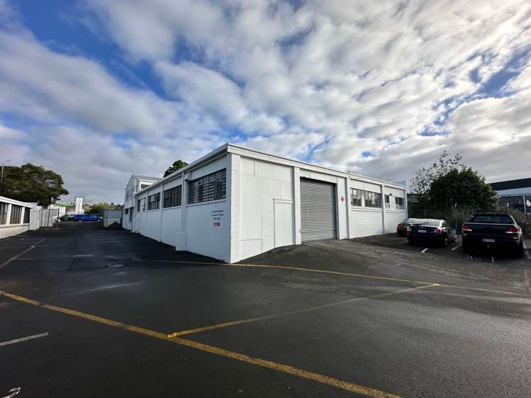 Unit A/124 Felton Mathew Avenue St Johns_15