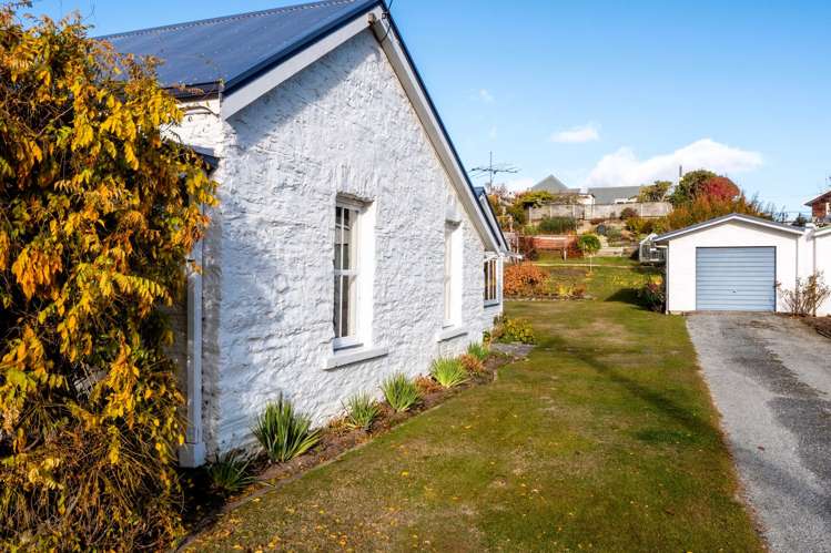 16 Caernarvon Street Arrowtown_5