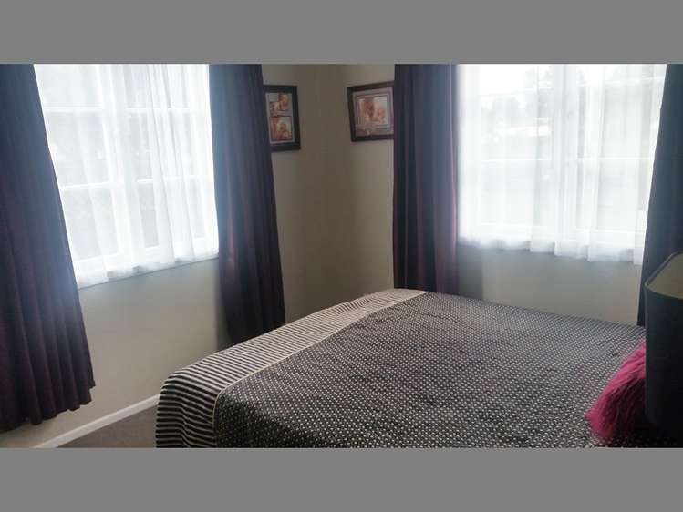 136 Old Wairoa Road Papakura_2