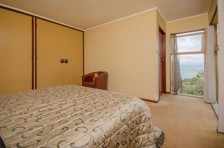 21 Kauri Point Road Laingholm_12