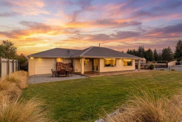 Fully Furnished Holiday Living