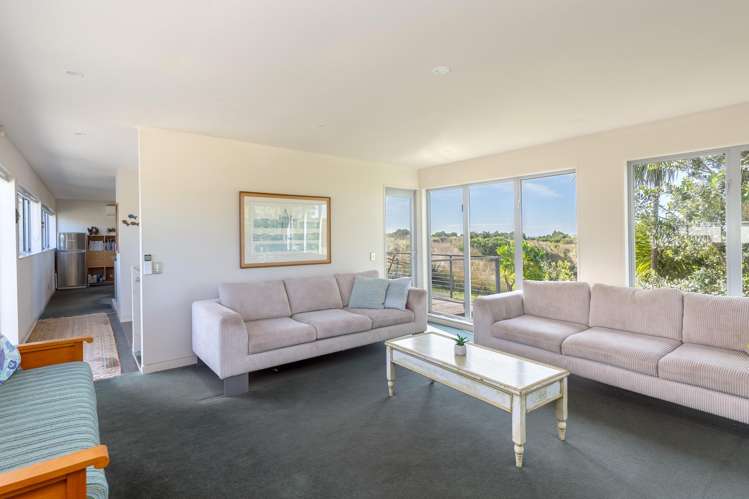 11 Nunu Drive Flat Point_9