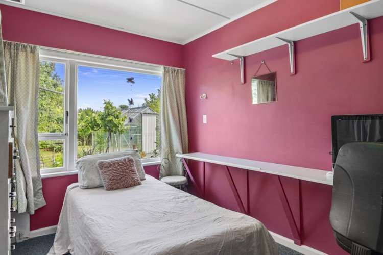 12 Neale Avenue Stoke_10