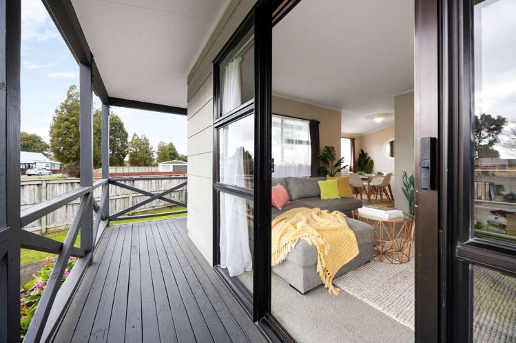 71a Kahikatea Drive Melville_16