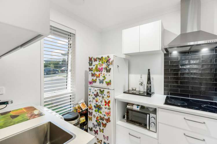 5 Te Aparangi Crescent Papakura_23