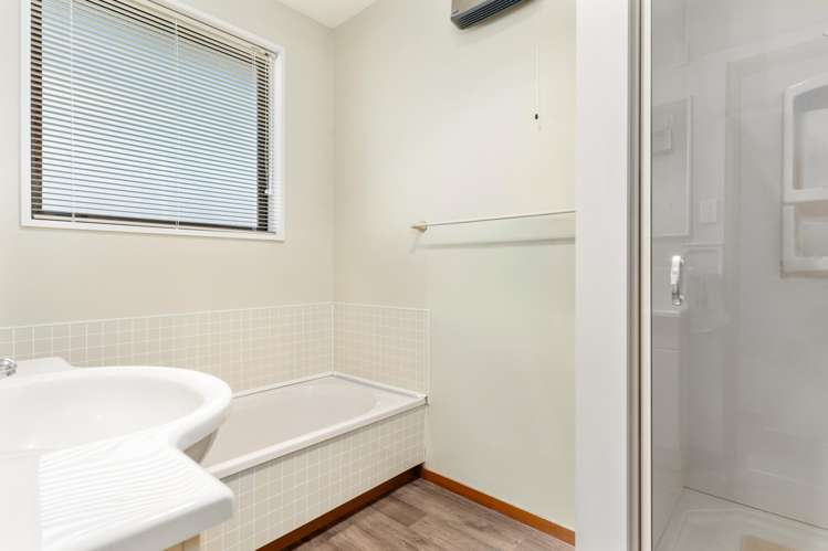 86 Royal Park Drive Parklands_11