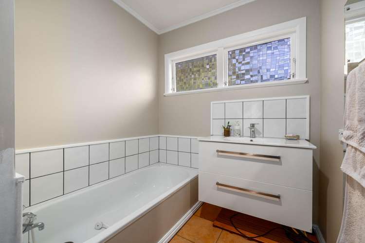 92 Oriel Avenue Tawa_14
