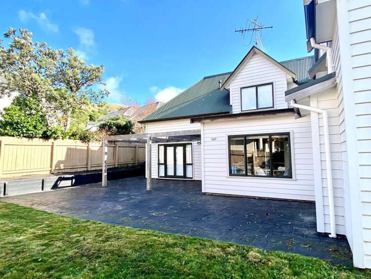 7 Claverton Grove Churton Park_23
