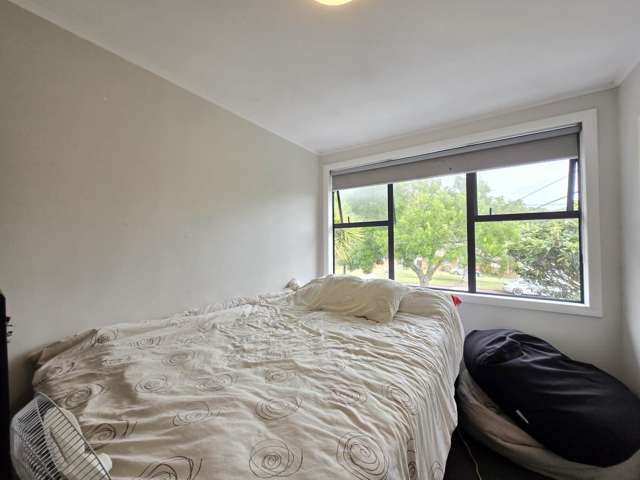 2/47 Gilbert Road Otara_3