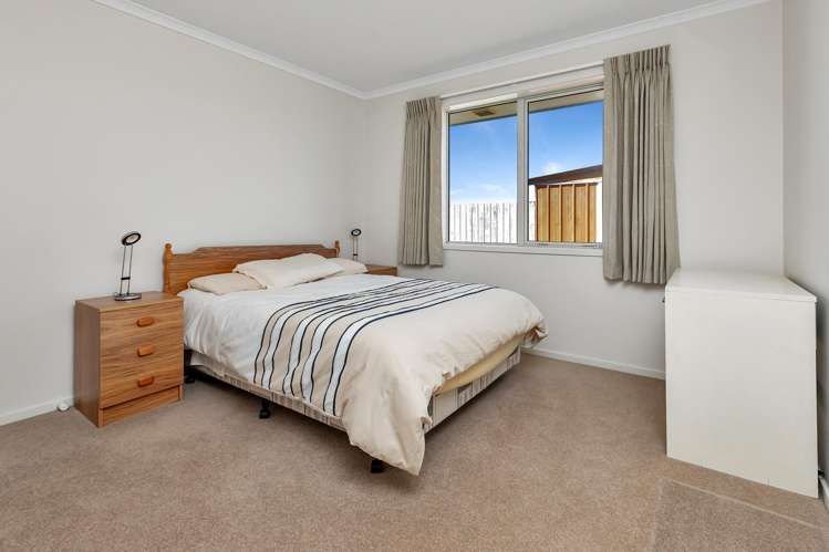 12 Sando Way One Tree Point_17