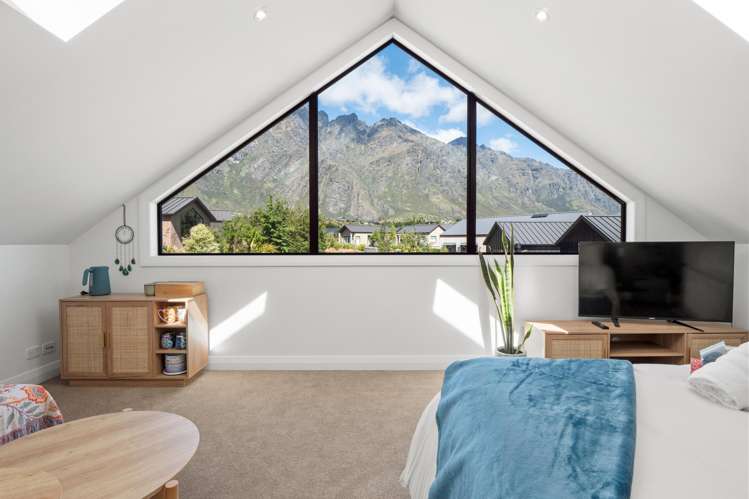 7 Torridon Court Jacks Point_16