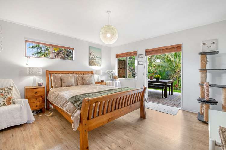 19a Parakai Avenue Parakai_6