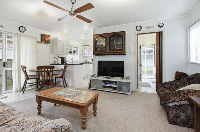 210 Cooper Drive Kawhia_2