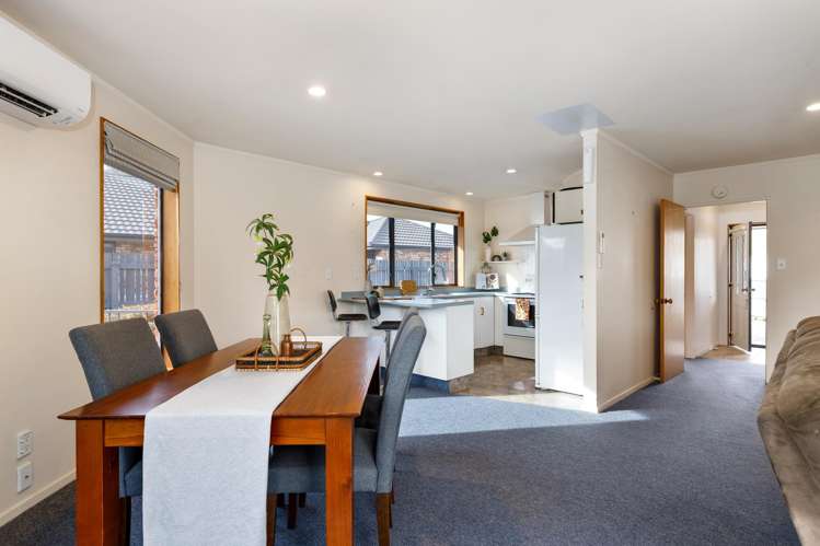 3 Robalan Place Redwoodtown_12