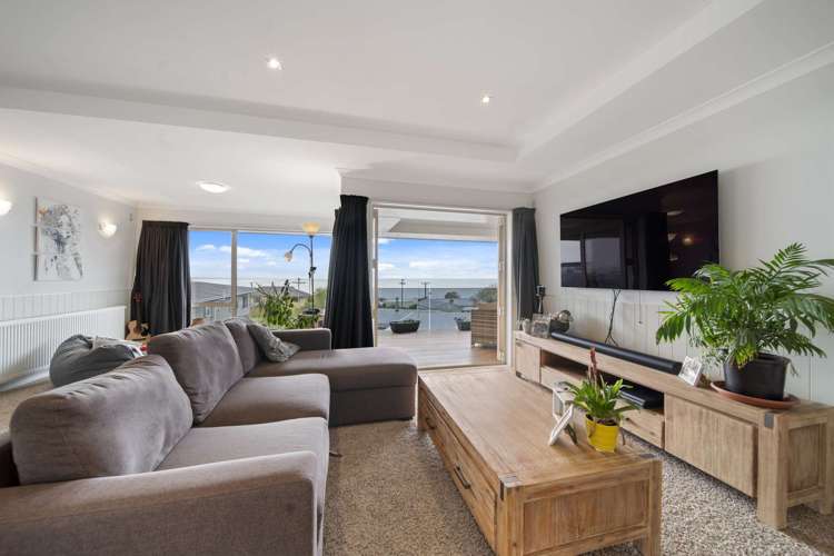 7 Totara Street Kaka Point_8