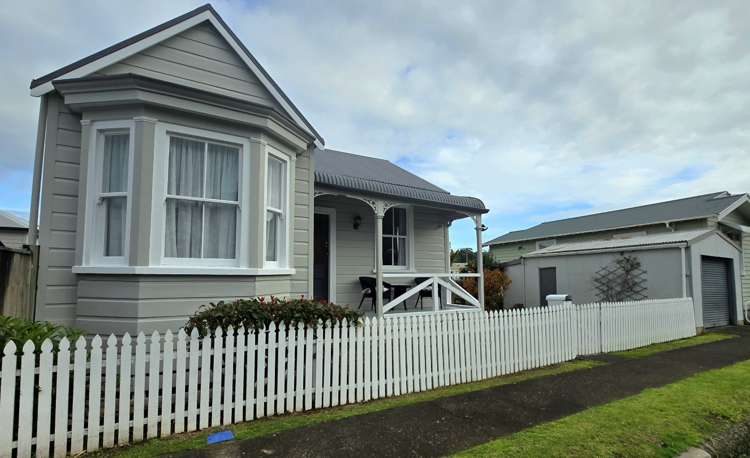 207 Davy Street_0