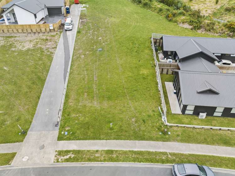 79 Whakaturou Crescent Pyes Pa_10