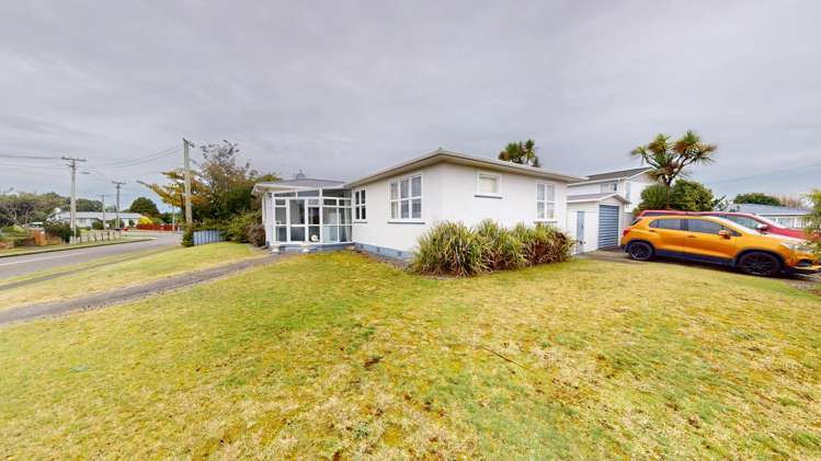 2 Balmoral Crescent 1227_13