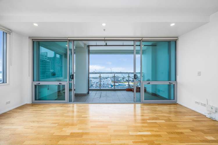 1401/30 Beach Road Auckland Central_11