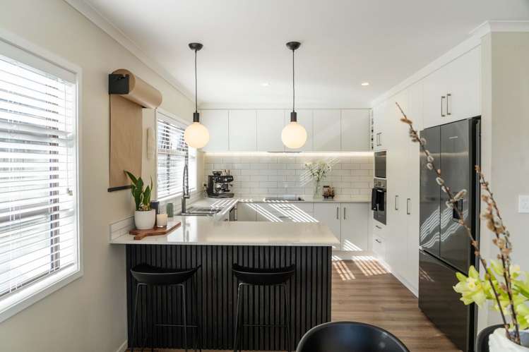 1 Bill Miller Drive Papamoa Beach_3