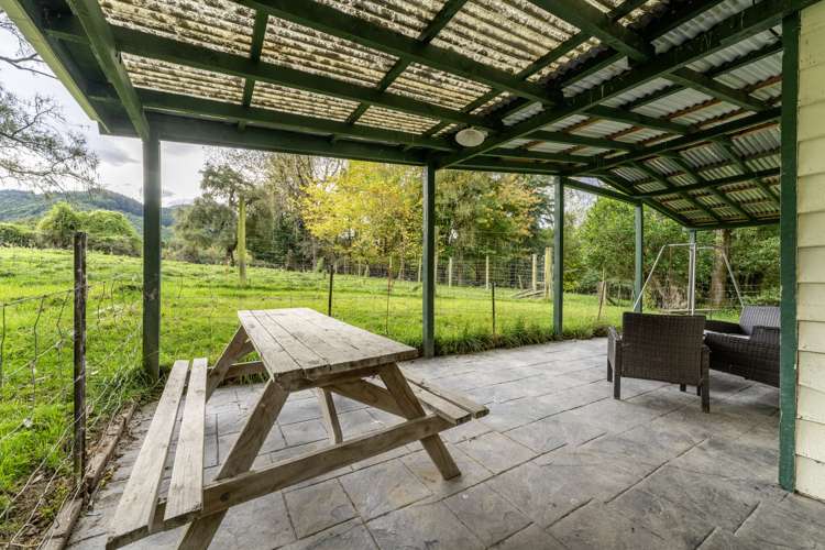 250 Horsfall Road Mesopotamia_2