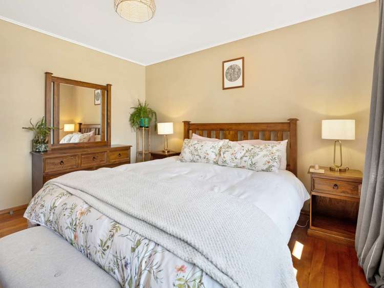 18 North Terrace Darfield_16