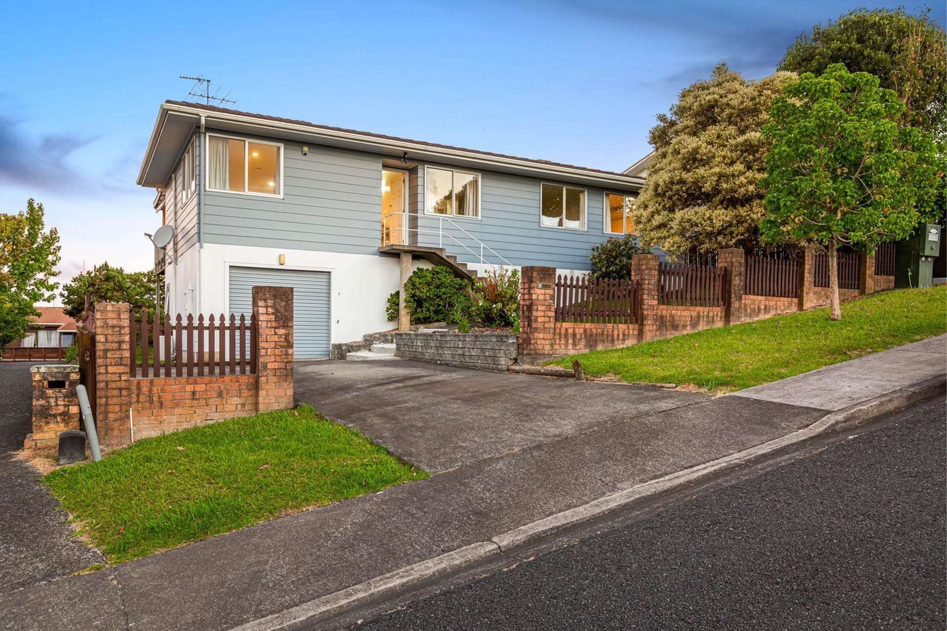 12 Raelene Place Massey_0