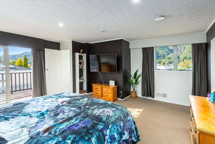 14 Harvard Grove Upper Hutt_22