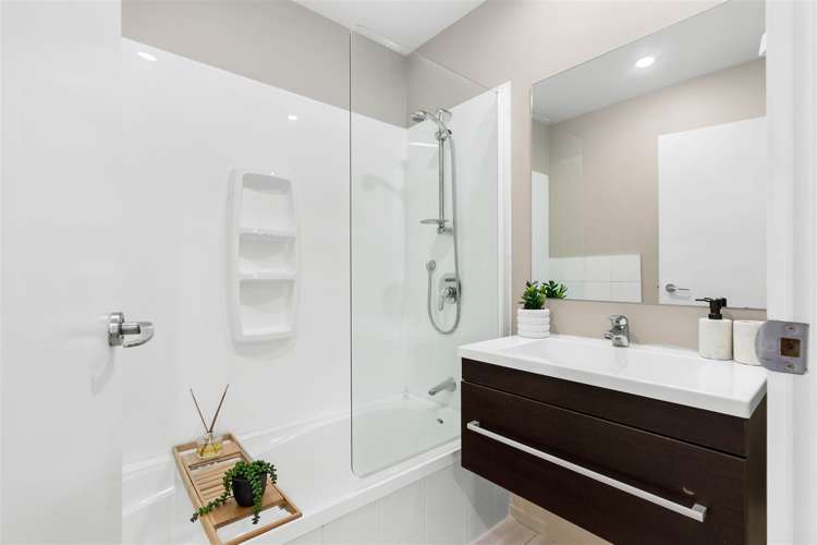 4/9 Cameron Street Sydenham_9