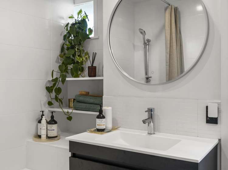 2/64 Allum Street Kohimarama_17