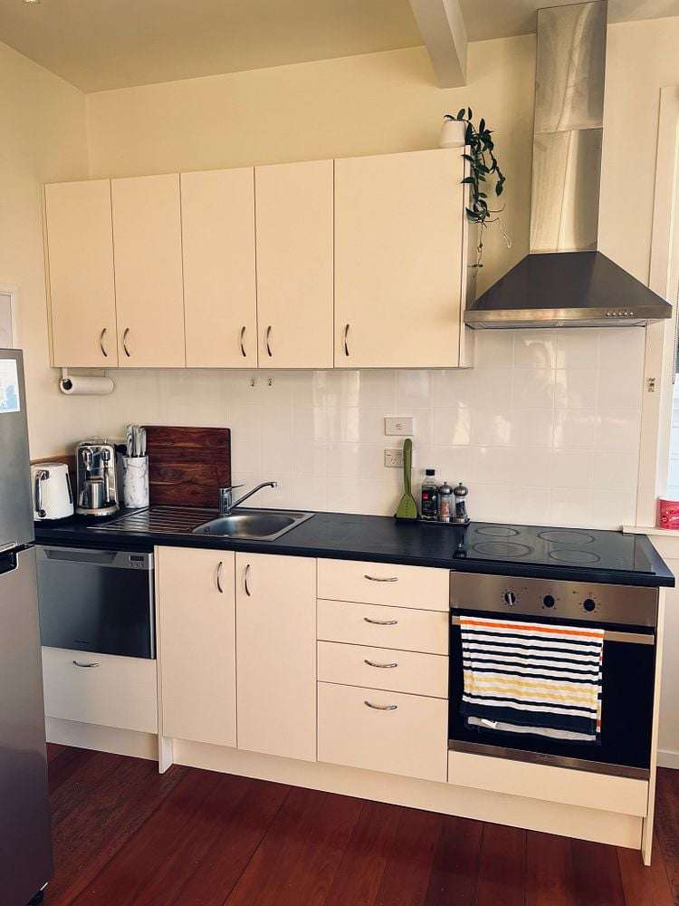 91B Queens Drive Lyall Bay_7