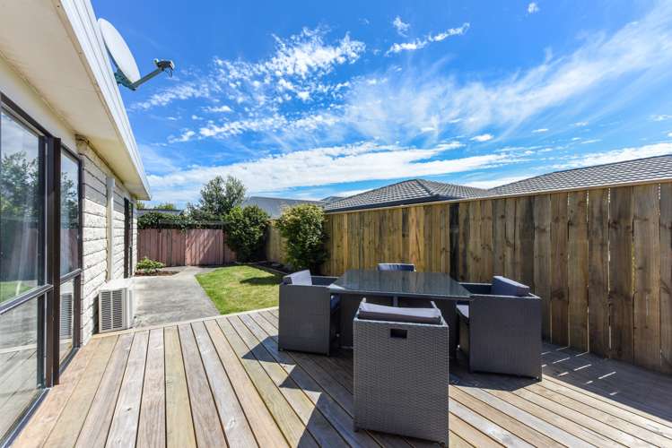 12 Masefield Street Stoke_13