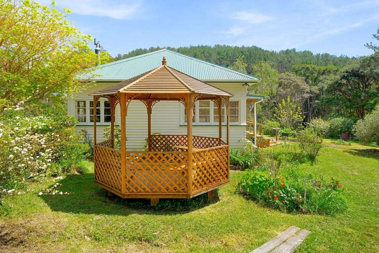 31 Te Henga Road Waitākere_18
