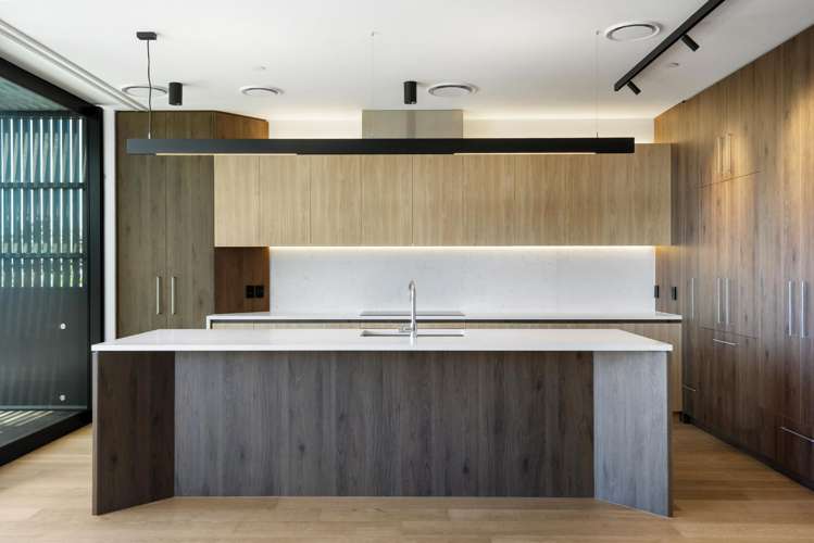 18/423-427 Beach Road Mairangi Bay_12